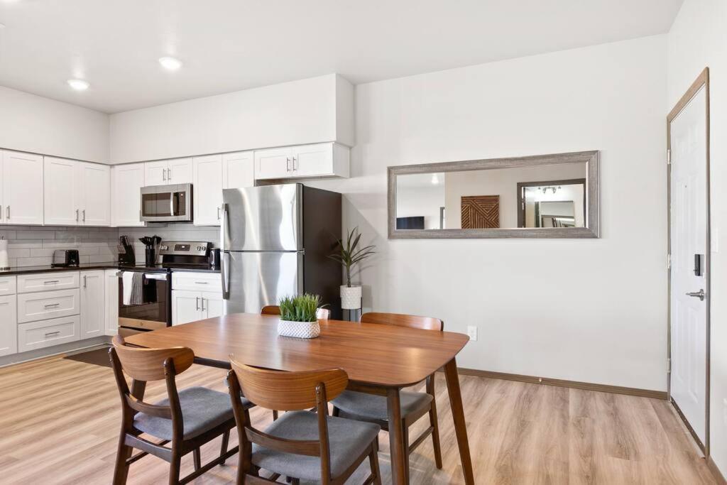 Ferienwohnung Brand New 2 Bd 2 Bth Near Dt And Perry District Spokane Exterior foto