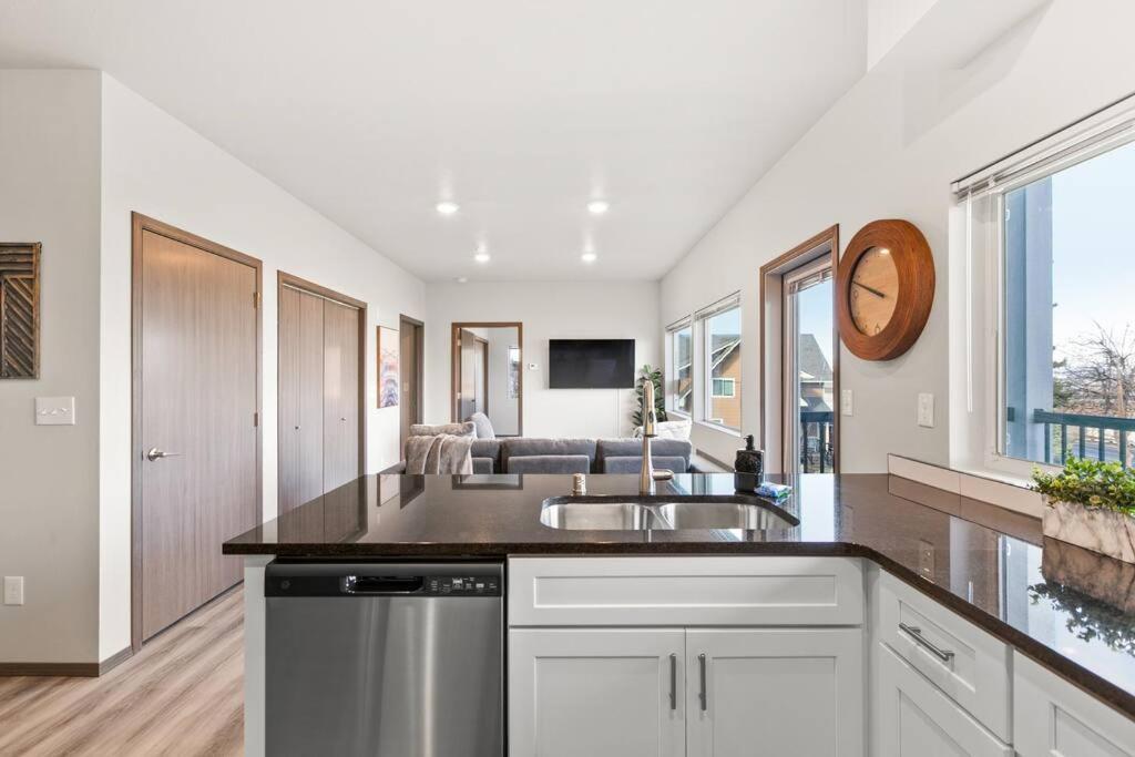 Ferienwohnung Brand New 2 Bd 2 Bth Near Dt And Perry District Spokane Exterior foto